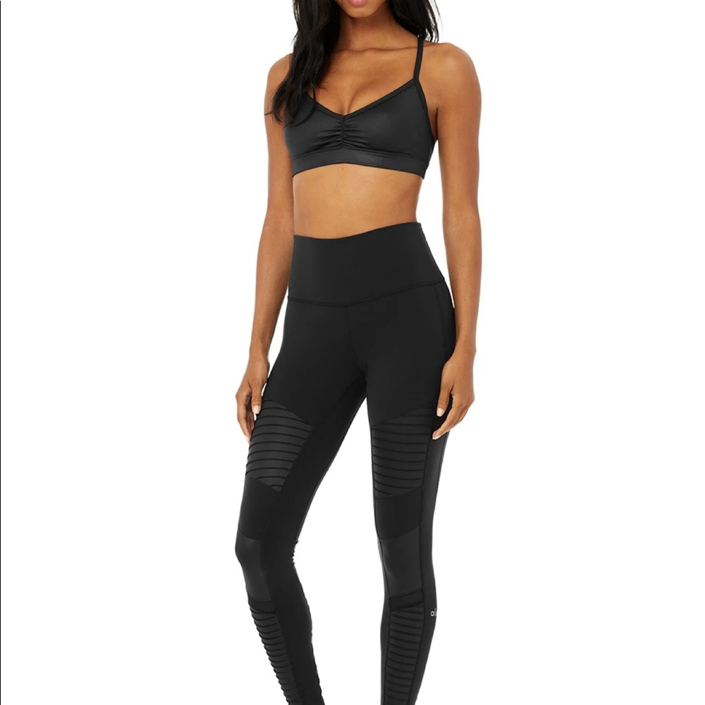 Alo Yoga Sunny Strappy bra